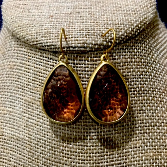 Chloe and Isabel Minaret Rose Teardrop earring - Picture 1 of 6